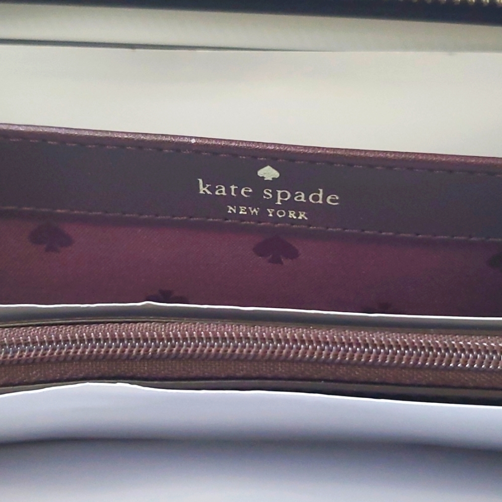NWT Kate Spade Neda Bixby Patent Leather Wallet - Picture 8 of 10